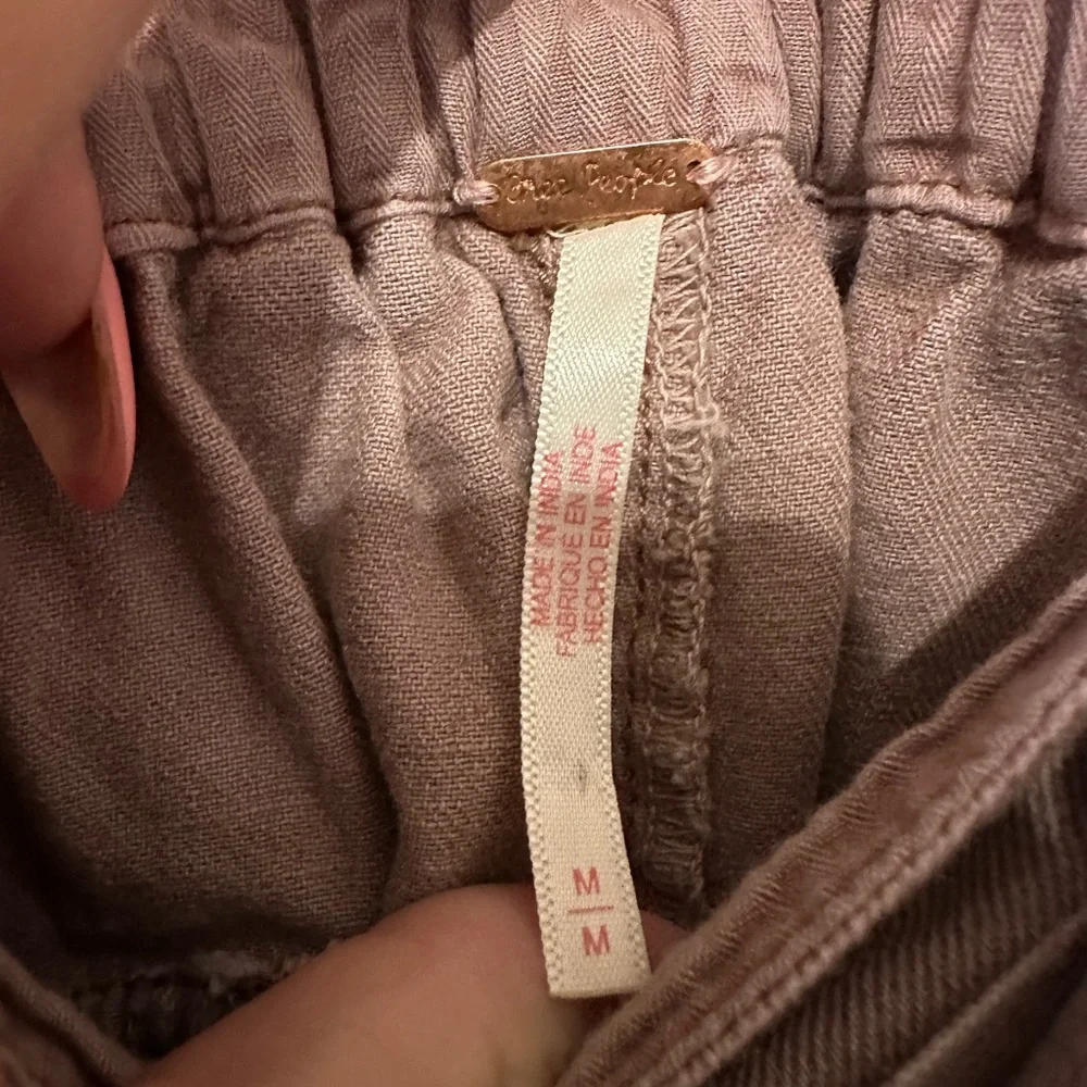 Free People Slow Motion Pull on Shorts in Mauve - Size M - Picture 4 of 8
